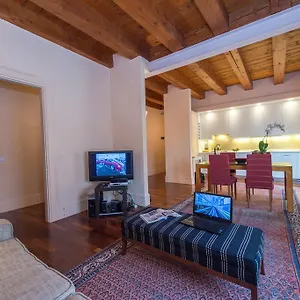 Giudecca Molino Stucky Venedig